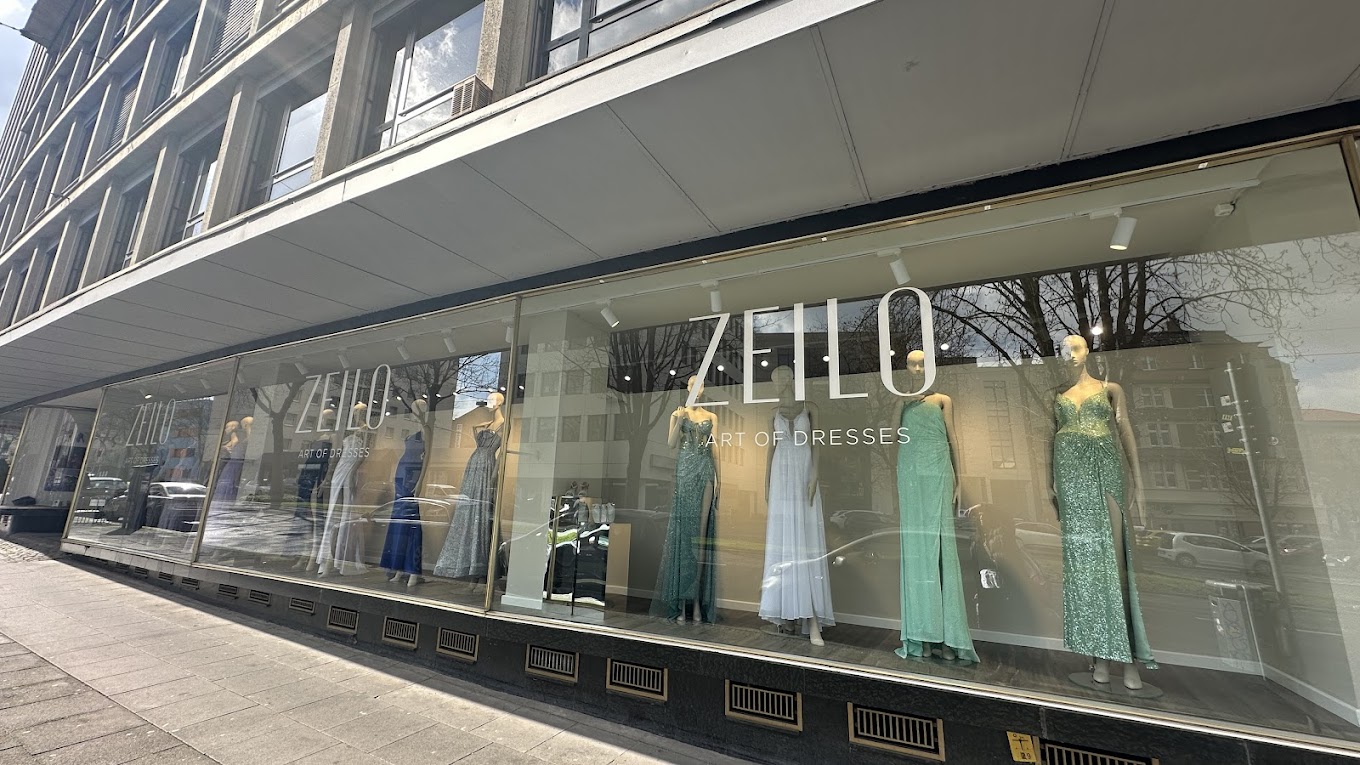 Boutique-Interieur Dortmund — moderne Boutique mit Kleidern